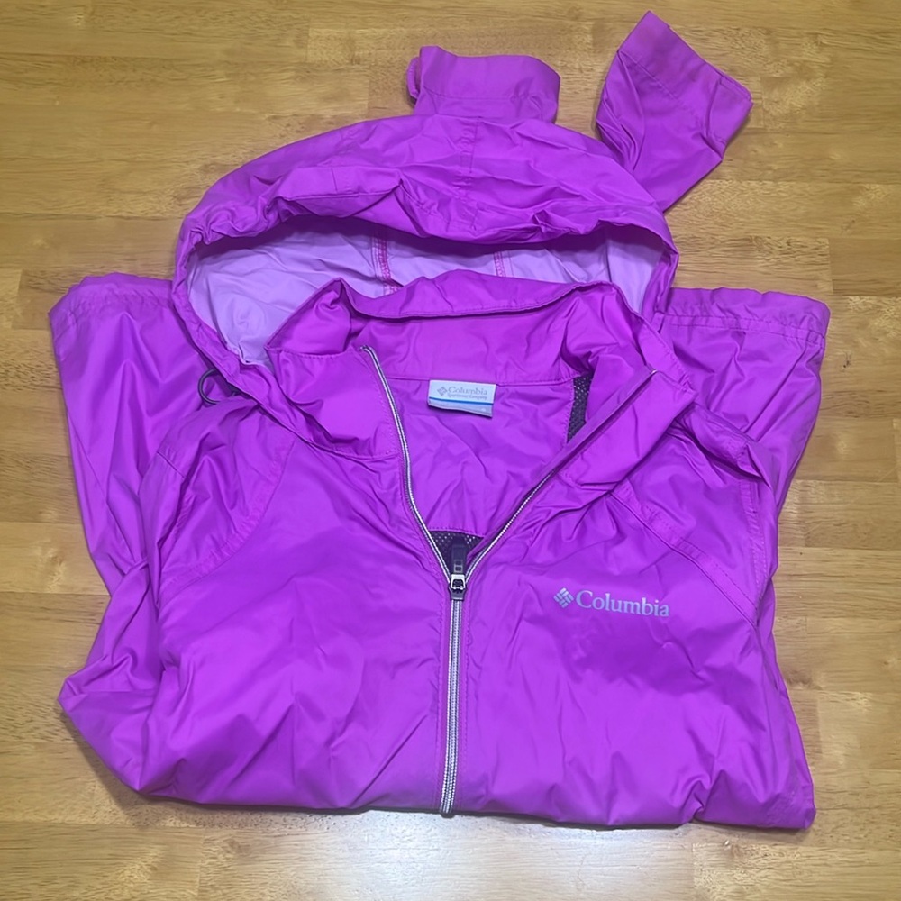 Columbia Rain Jacket!